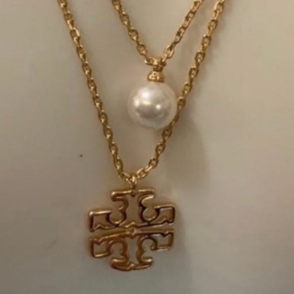 Tory Burch Britten pearl double layer chain necklace - Picture 4 of 5